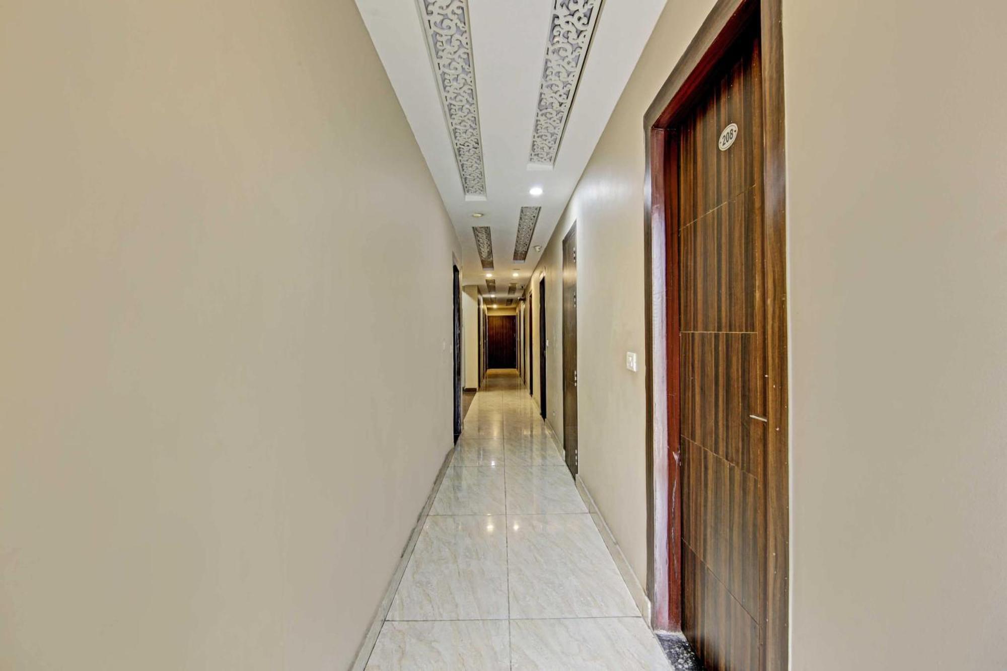Hotel O Drizzling Land Muradnagar Luaran gambar