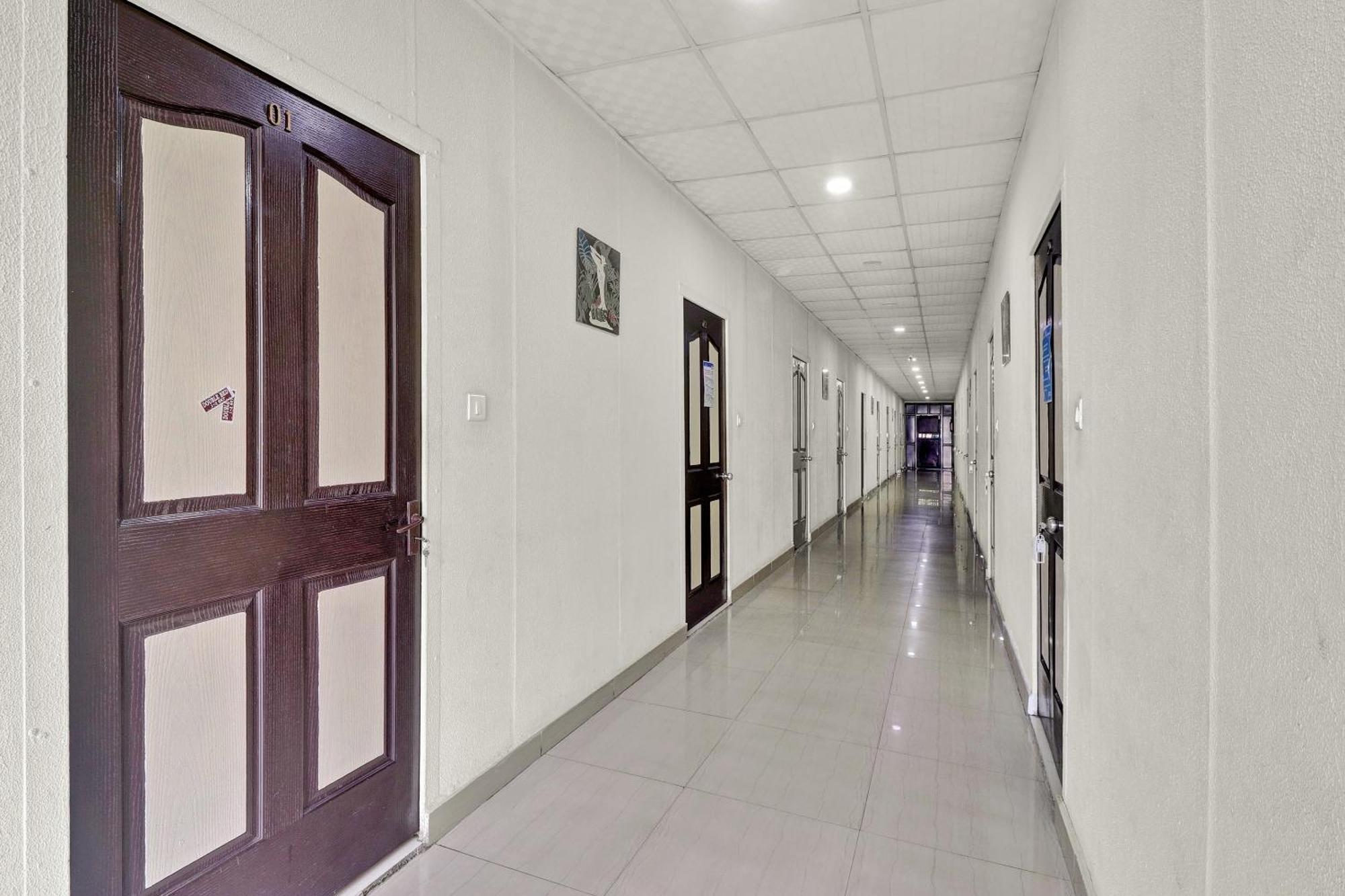 Hotel O Drizzling Land Muradnagar Luaran gambar
